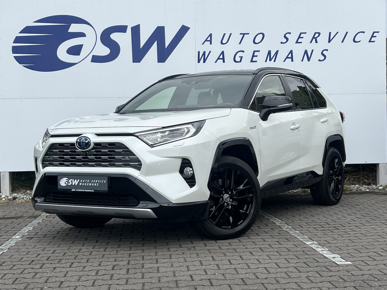 Toyota RAV4 - 2.5 Hybrid AWD Executive Bi-Tone | Trekhaak | JBL Audio | Camera | Dodehoek - AutoWereld.nl