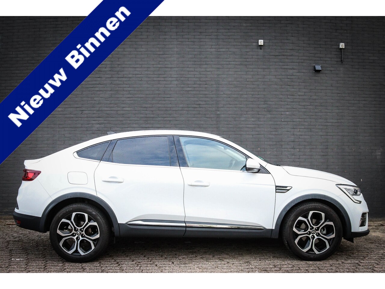 Renault Arkana - 1.6 E-Tech hybrid 145 techno Net binnen; Jouw droomauto? - AutoWereld.nl