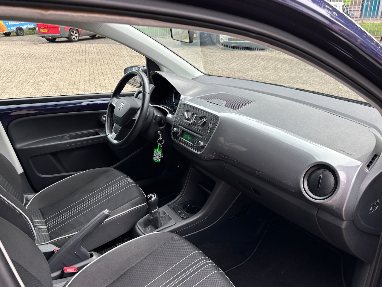 SEAT Mii - 1.0 Sport Connect | 5drs. Airco. Lage km. Onderhouden.