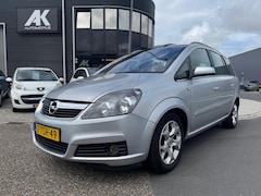 Opel Zafira - 1.8 Essentia/NWE Distri/APK vol jaar/Full option/Trekhaak