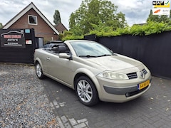Renault Mégane coupé cabriolet - 1.6-16V Privilège Luxe Hardtop