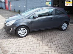 Opel Corsa - 1.2-16V Berlin Weinig kms Airco / cruise controll