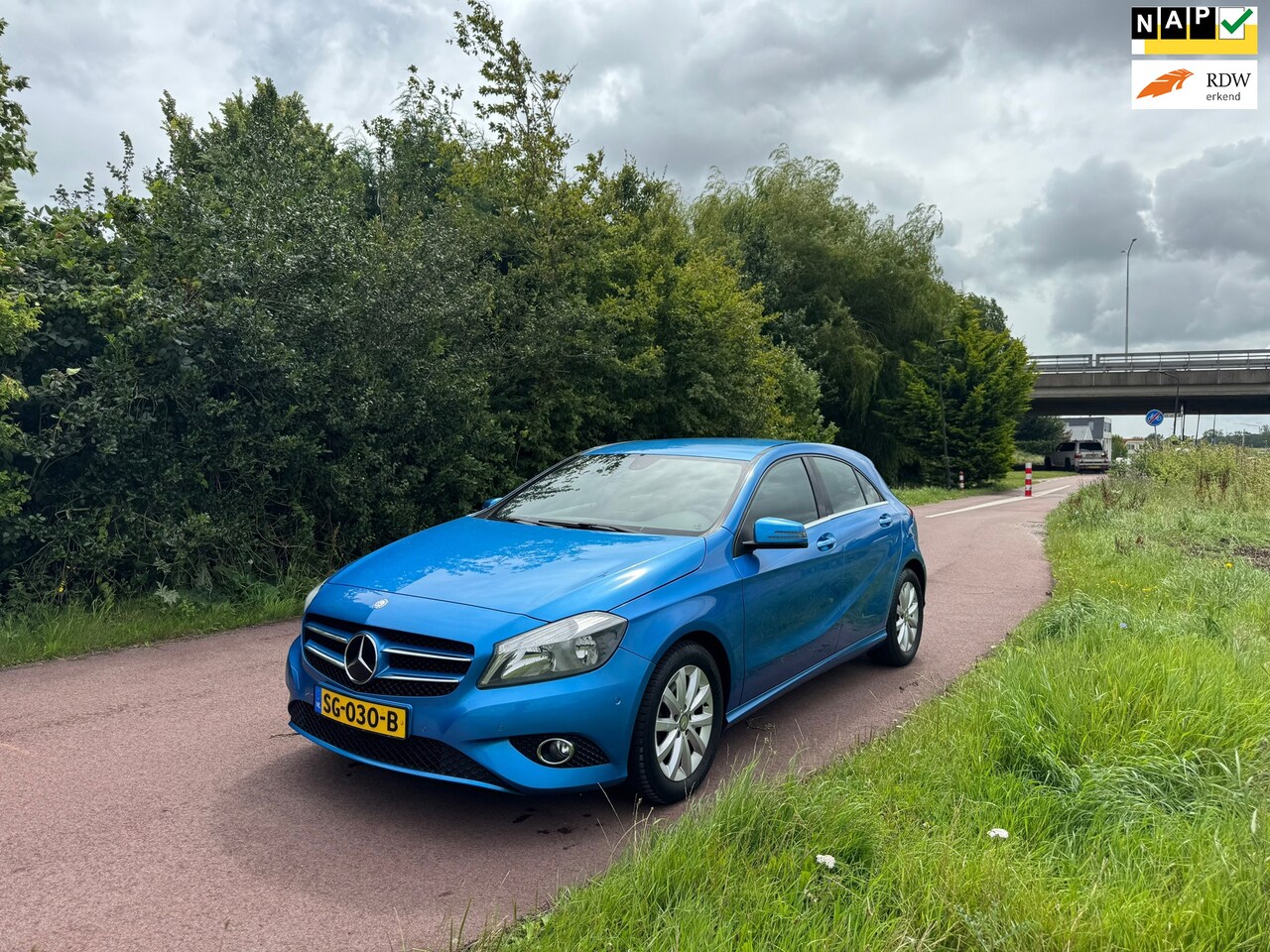 Mercedes-Benz A-klasse - 180 Ambition|Autom.|Luxe|Navi|BT| - AutoWereld.nl