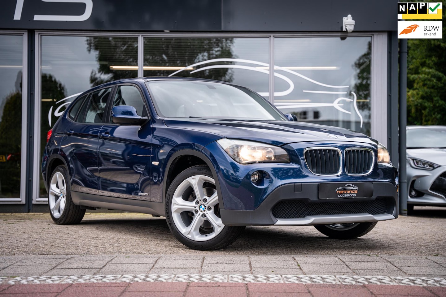 BMW X1 - SDrive20i Business|Automaat|Trekhaak|Navi|Climate - AutoWereld.nl