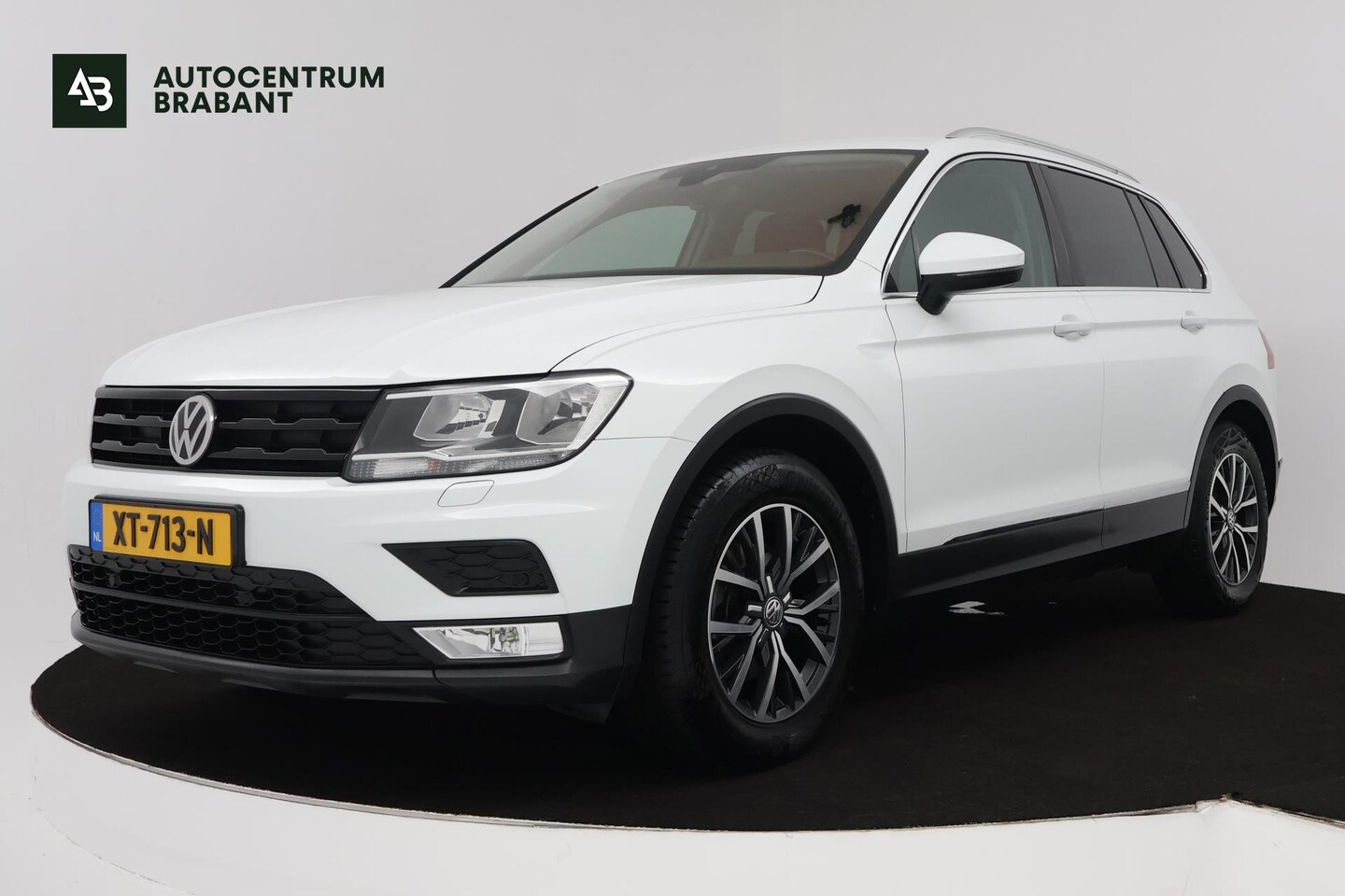 Volkswagen Tiguan - 1.4 TSI ACT Highline (TREKHAAK, STOELVERWARMING, CRUISE CONTROL ADAPTIEF, PARKEERSENSOREN, - AutoWereld.nl