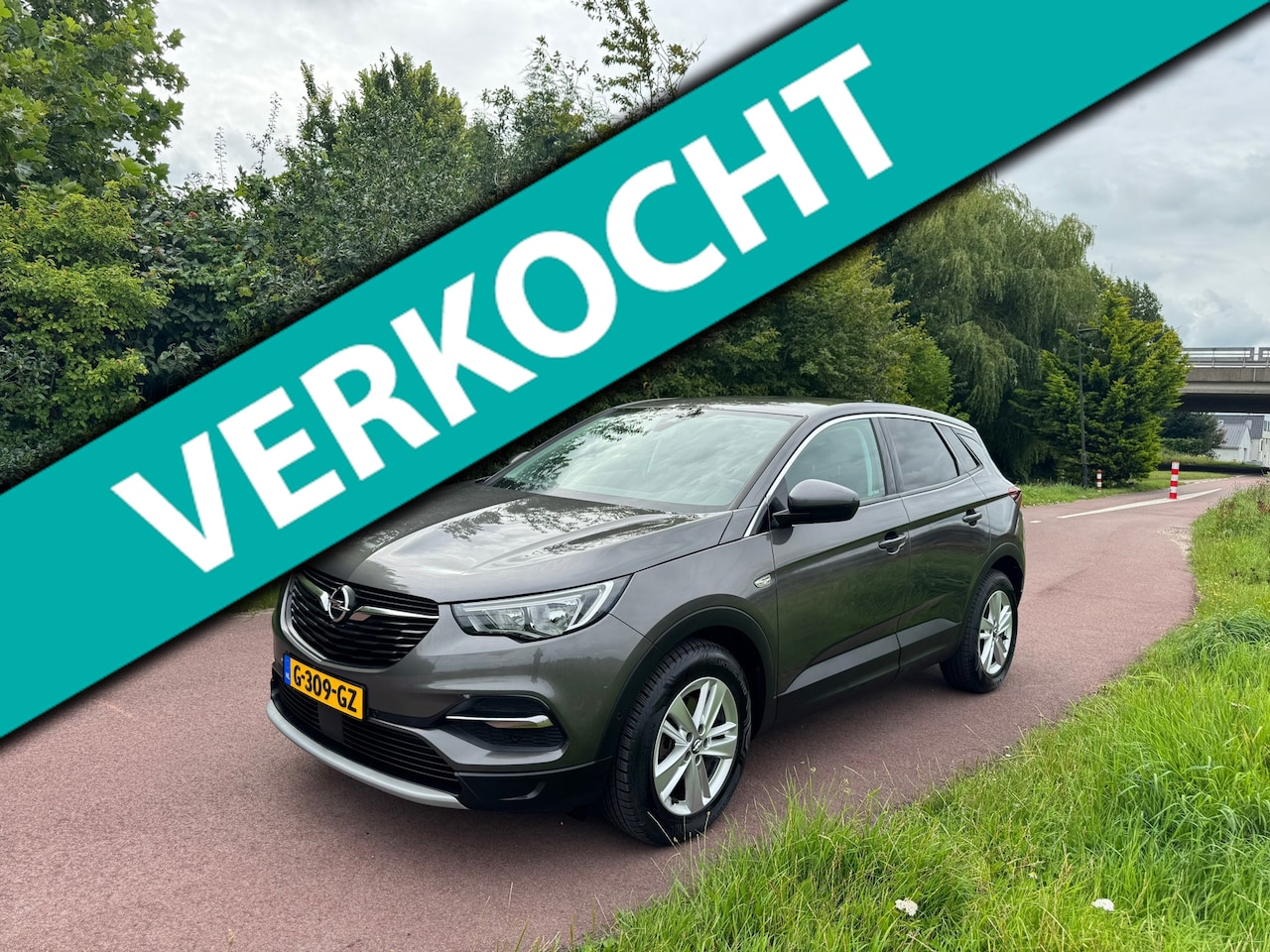 Opel Grandland X - 1.2 Turbo Innovation|Autom.|Dealer Ond.|Luxe| - AutoWereld.nl
