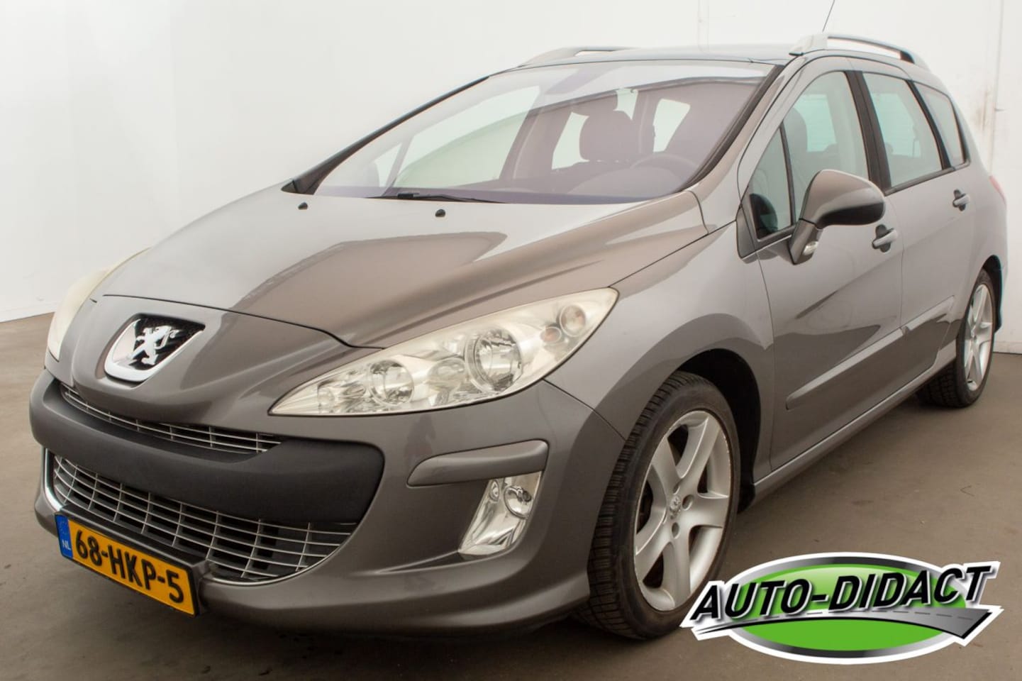 Peugeot 308 SW - 1.6 THP XT Clima Pano - AutoWereld.nl