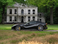 Ferrari F12 - 6.3 Berlinetta | Pass. Display | Carbon stuur | Alcantara hemel