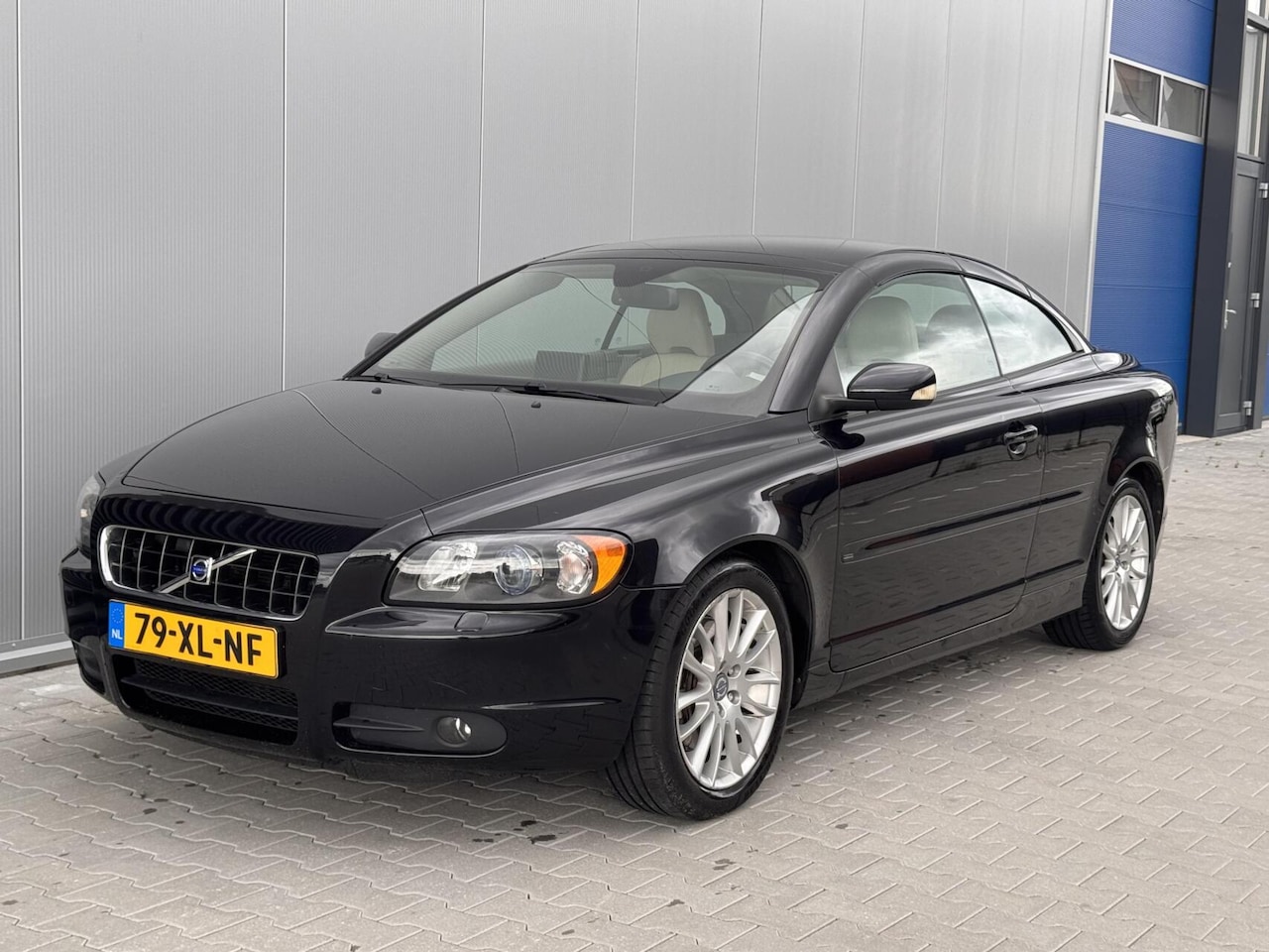 Volvo C70 Convertible - 2.4i Kinetic |NL auto | Dak werkt niet - AutoWereld.nl