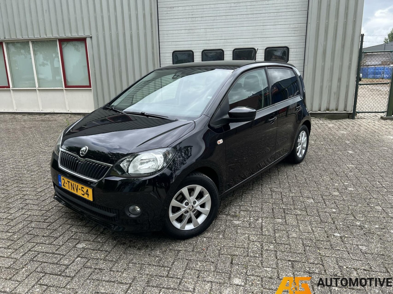 Skoda Citigo - 1.0 5DRS zwart 2014 | Airco | Cruise | Lage kmstand! | - AutoWereld.nl