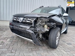 Dacia Duster - 1.6 Lauréate 2wd - Airco - Frontschade - Start Niet - Glasbreuk