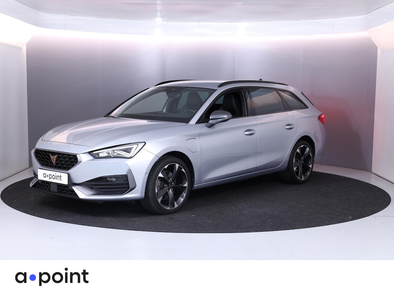 CUPRA Leon Sportstourer - 1.4 e-Hybrid Business 204 pk Automaat | Navigatie | Parkeersensoren (Park assist) | Achter - AutoWereld.nl