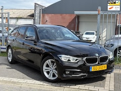 BMW 3-serie Touring - 318d Corporate Lease Executive | Aut | LED | Navigatie | Stoelverwarming | Clima | 17” LMV