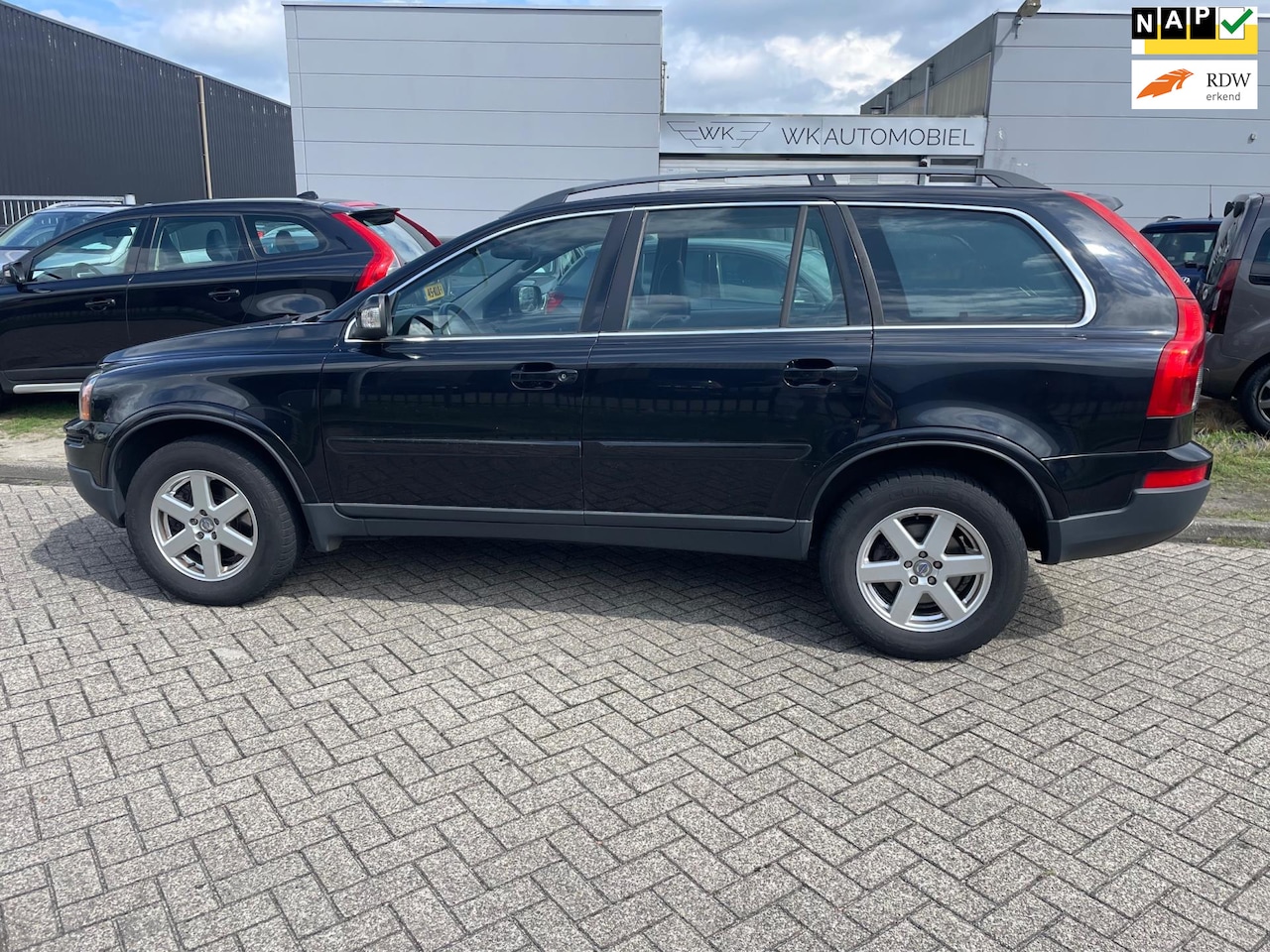 Volvo XC90 - 3.2 Momentum 7p Garantie eerste eigenaar - AutoWereld.nl