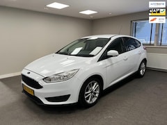 Ford Focus - 1.0 Trend Edition PDC/NAVI/CLIMATE