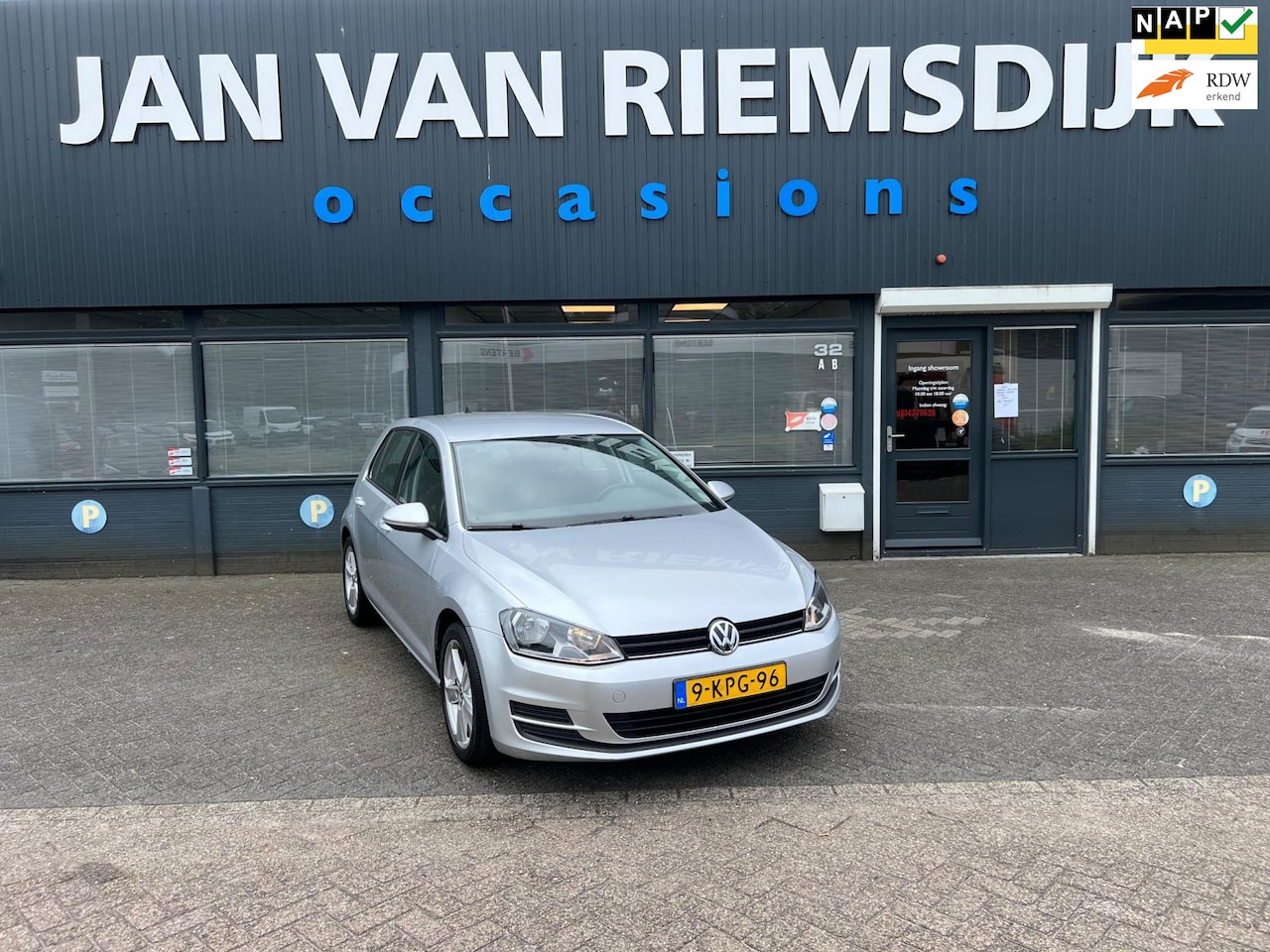Volkswagen Golf - 1.2 TSI Trendline bj 2013 142199 nap en apk airco - AutoWereld.nl