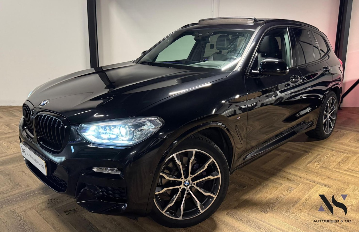 BMW X3 - XDrive20i High Executive M-PAKKET PANO CAM - AutoWereld.nl