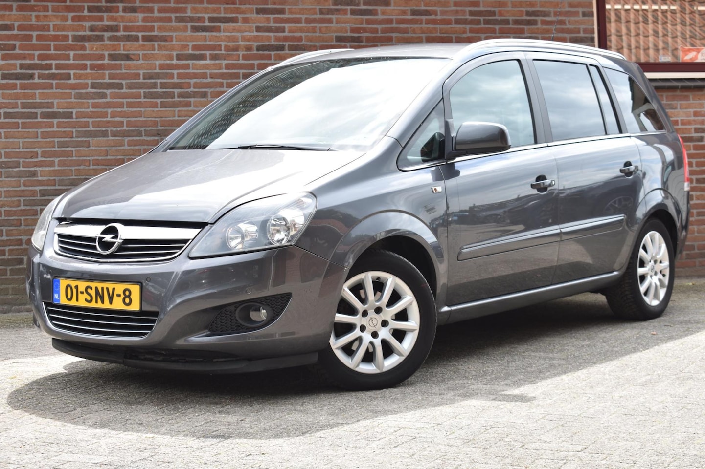 Opel Zafira - 1.8 Edition '11 7Persoons Clima Cruise Inruil mogelijk - AutoWereld.nl