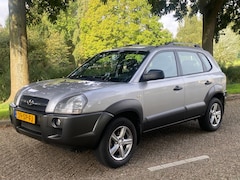 Hyundai Tucson - 2.0i Active 2006 trekhaak keurig onderhouden nieuwe koppeling+distributieriem rookvrij rij