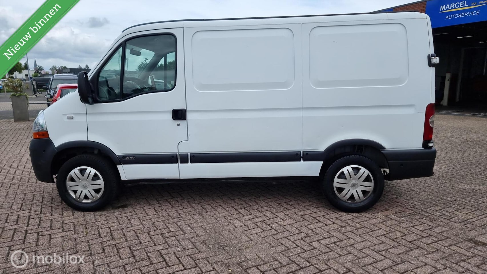 Renault Master - bestel T35 2.5dCi L1H1 - AutoWereld.nl