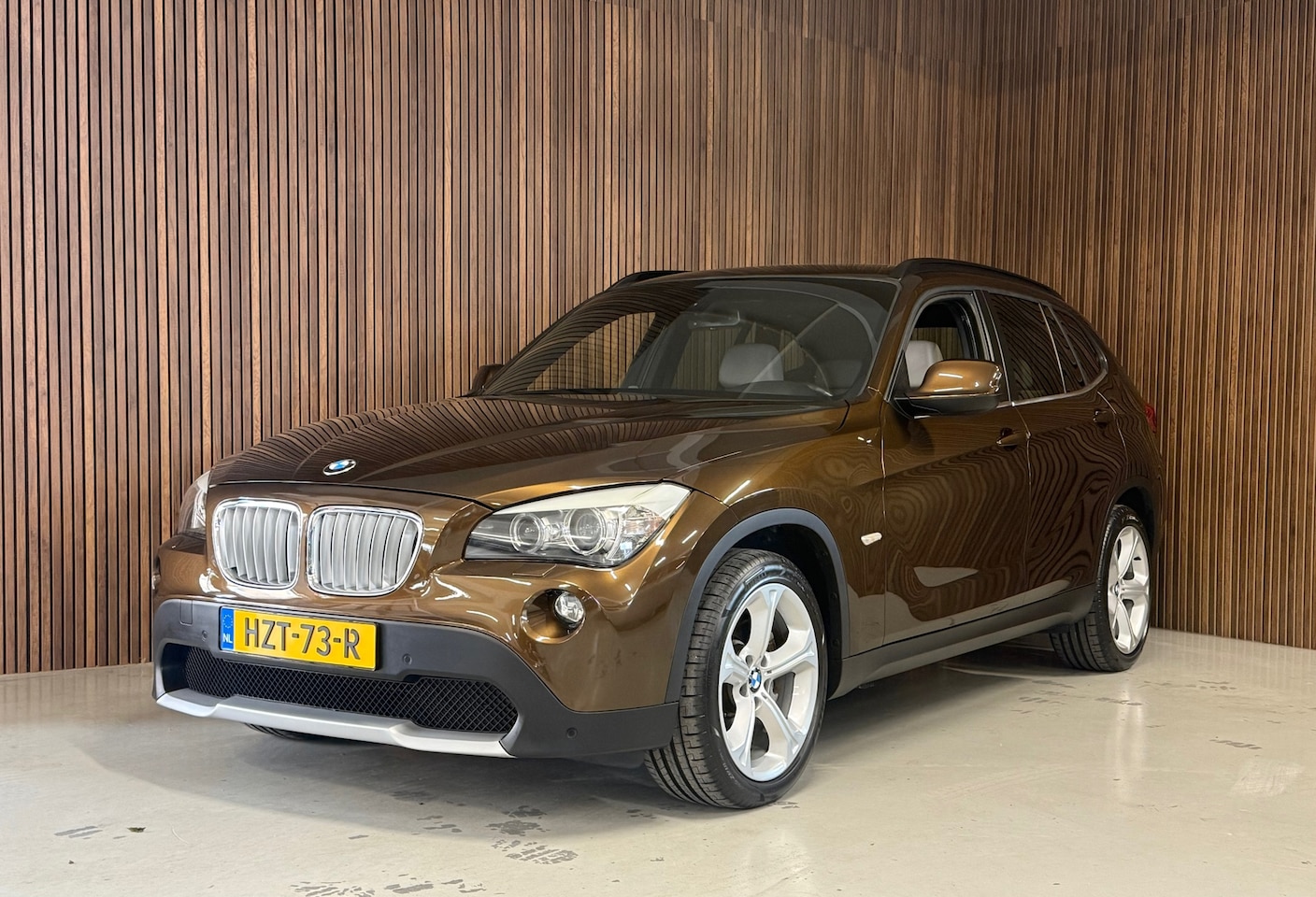 BMW X1 - 3.0xi - Nieuwstaat - 1e eigenaar - compleet - AutoWereld.nl