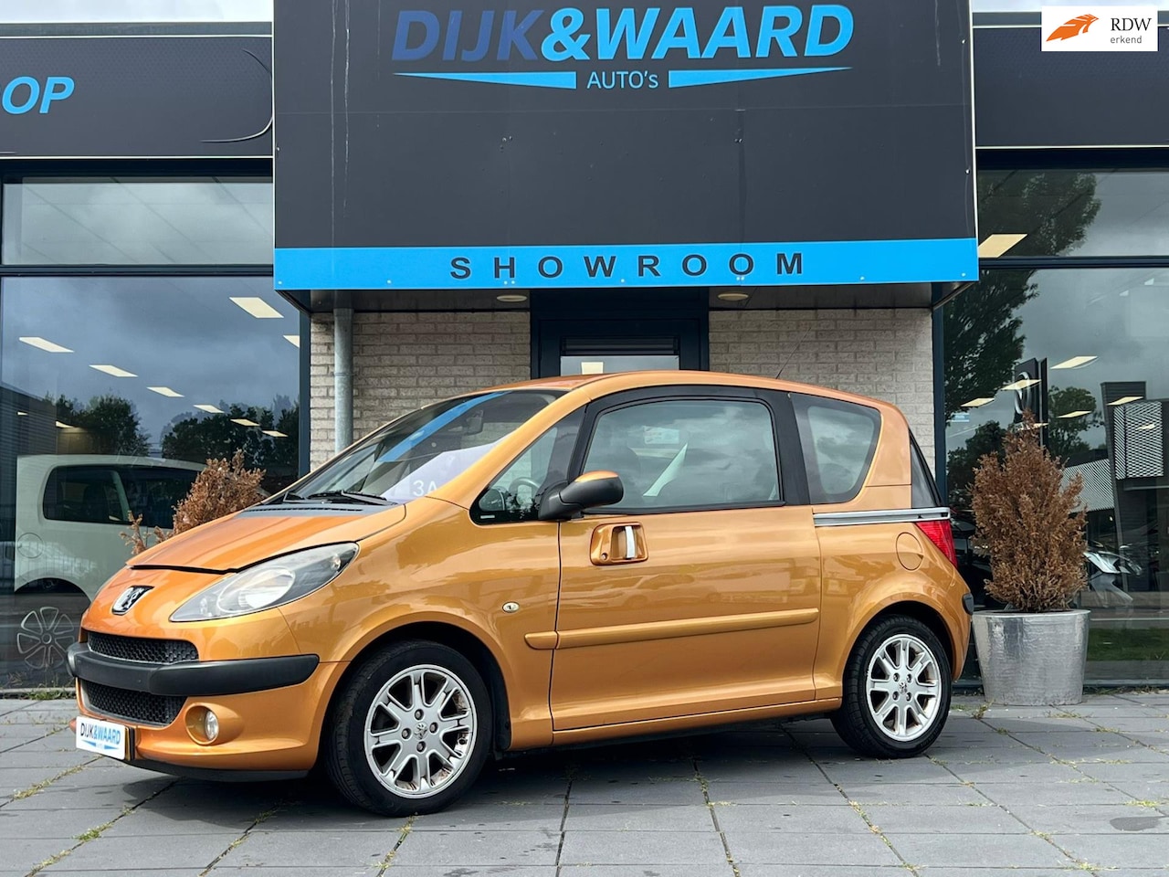 Peugeot 1007 - 1.6-16V Sporty | AUT | CRUISE CONTROL | AIRCO | NAP - AutoWereld.nl