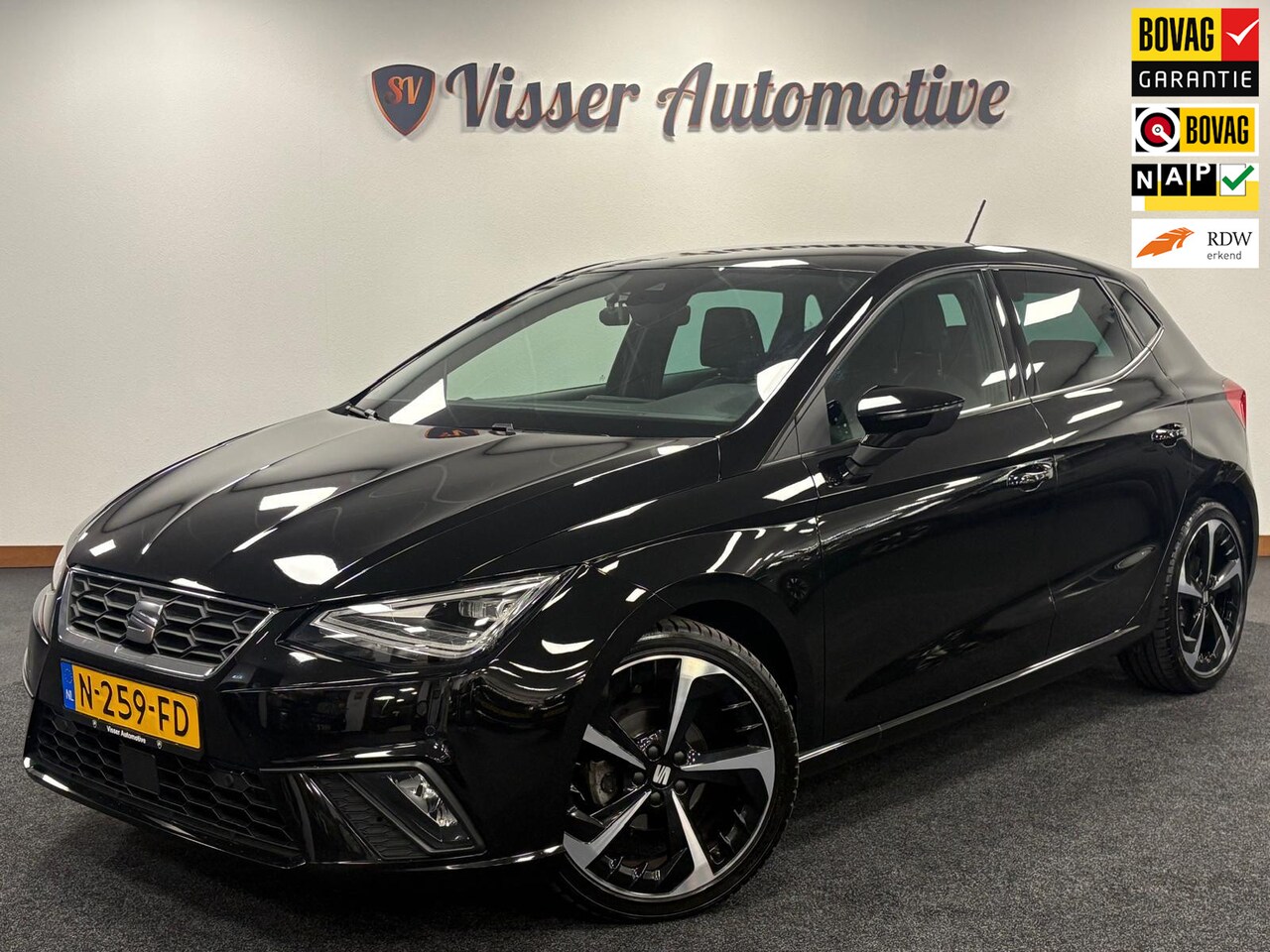 SEAT Ibiza - 1.0 EcoTSI FR Business Intense*NAP*Camera*Cruise-Control*Navi*Xenon* - AutoWereld.nl