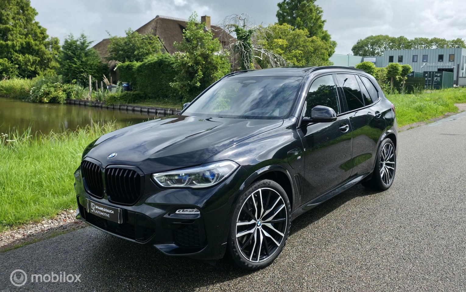 BMW X5 - xDrive45e M-pakket / Pano / Leder / HK Audio / HUD - AutoWereld.nl