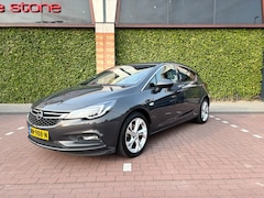 Opel Astra - 1.4 Innovation