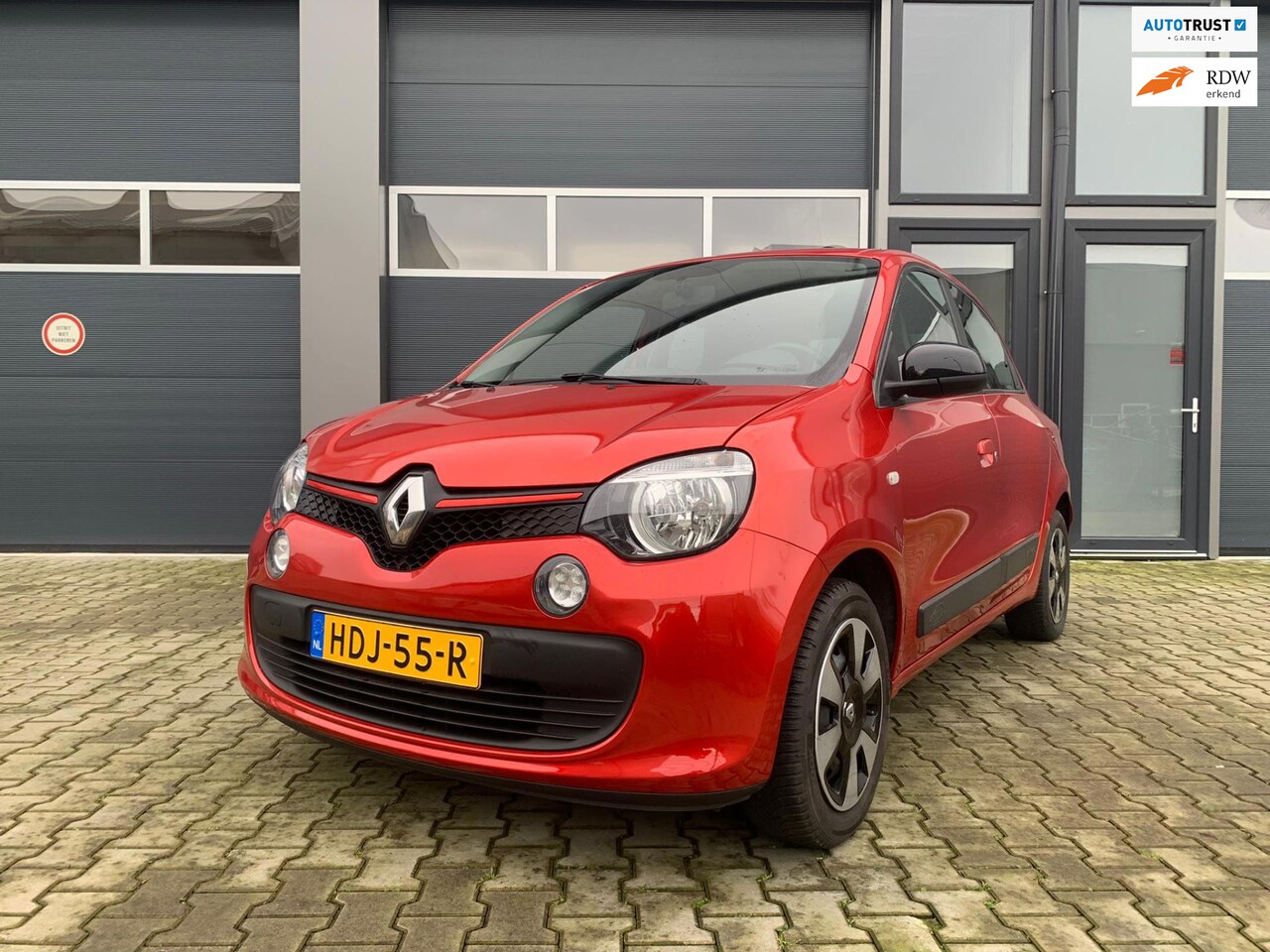 Renault Twingo - 1.0 SCe Limited | Airco | Stoelverwarming | Bluetooth - AutoWereld.nl