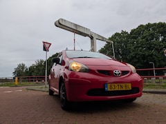 Toyota Aygo - 1.0-12V +