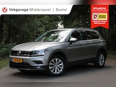 Volkswagen Tiguan - 1.5 TSI ACT Comfortline Business | Trekhaak | Camera | ACC