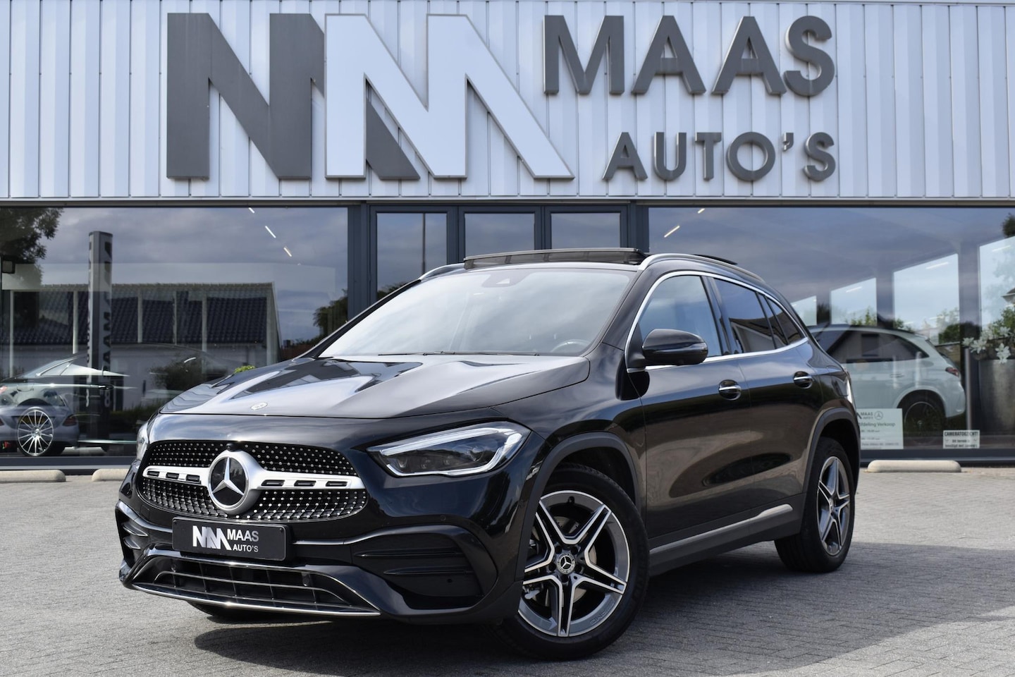 Mercedes-Benz GLA-Klasse - 250 e AMG Line BTW Pano - AutoWereld.nl