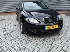 SEAT Leon - 1.6 Reference - Airco - Lichtmetale velgen