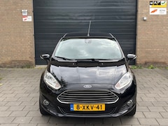 Ford Fiesta - 1.0 EcoBoost Titanium Apk Clima Cruise Control PDC Navi Trekhaak
