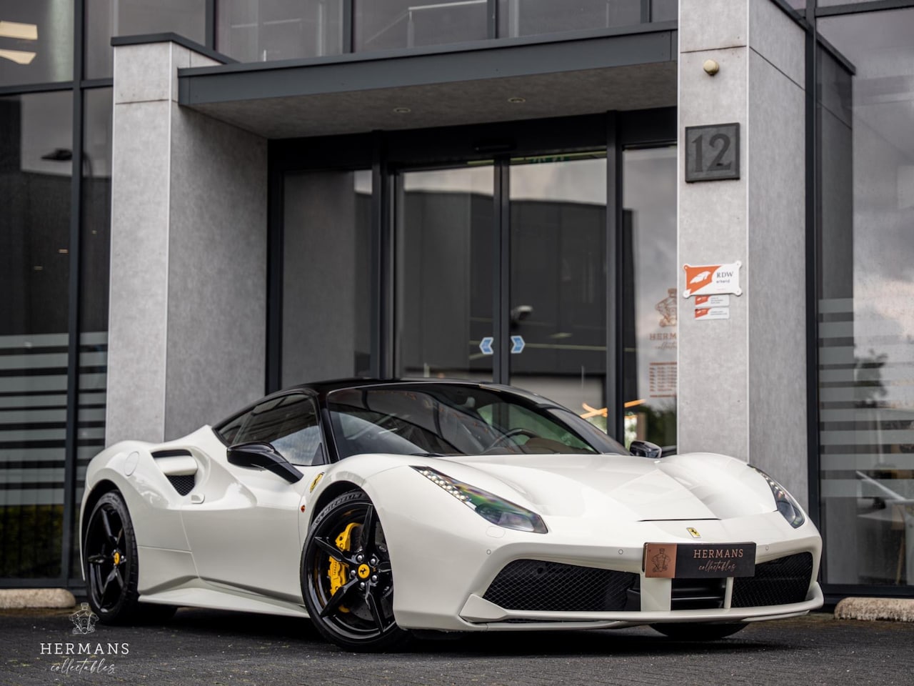 Ferrari 488 - 3.9 GTB HELE / Front Lift / Passenger Display - AutoWereld.nl