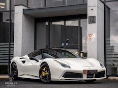Ferrari 488 - 3.9 GTB HELE / Front Lift / Passenger Display / Ceramic