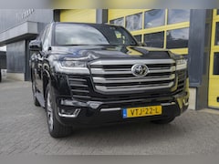 Toyota Land Cruiser 70 - 300 th anniversary