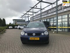 Volkswagen Polo - 1.4-16V Comfortline