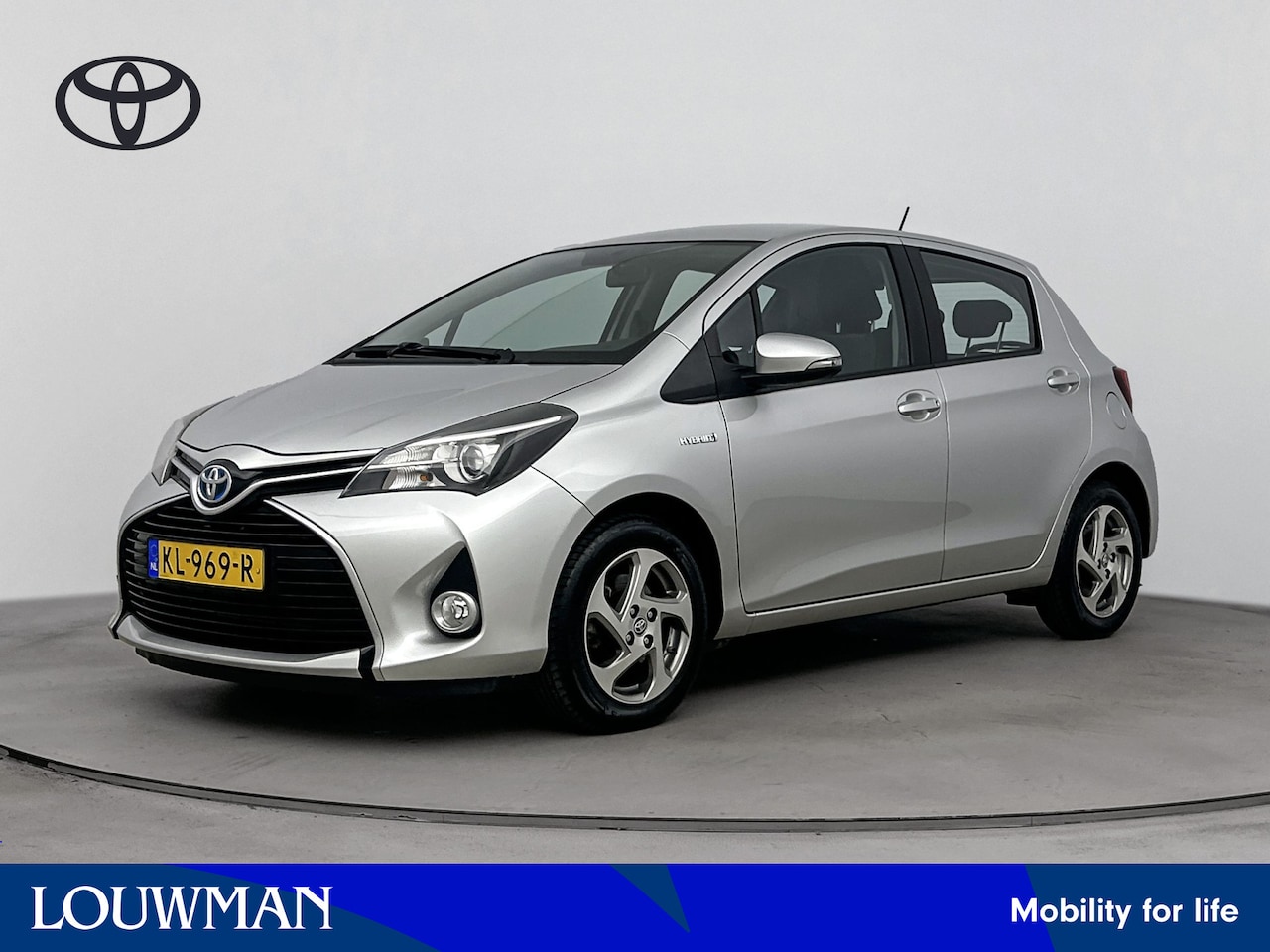 Toyota Yaris - 1.5 Hybrid Trend Bi-Tone Limited | Parkeercamera | Airco | NAVI | - AutoWereld.nl