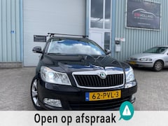 Skoda Octavia Combi - 1.2 TSI 105PK Elegance (bj 2011) XENON|NAVI|PDC|LMV