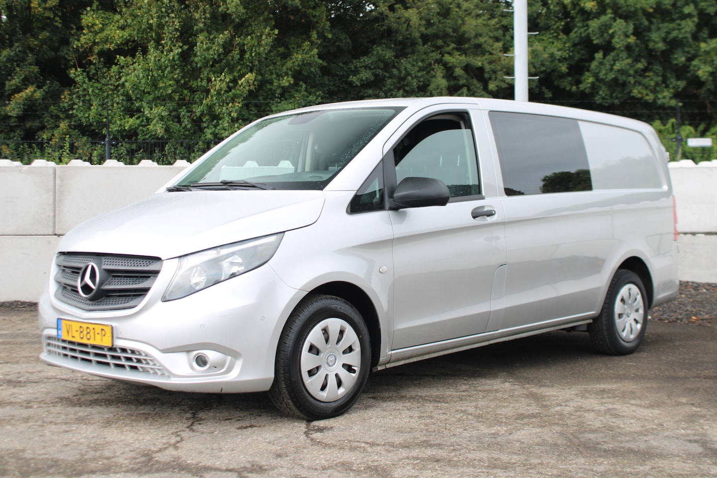 Mercedes-Benz Vito - 111 CDI Lang DC Comfort 111 CDI Lang DC Comfort - AutoWereld.nl