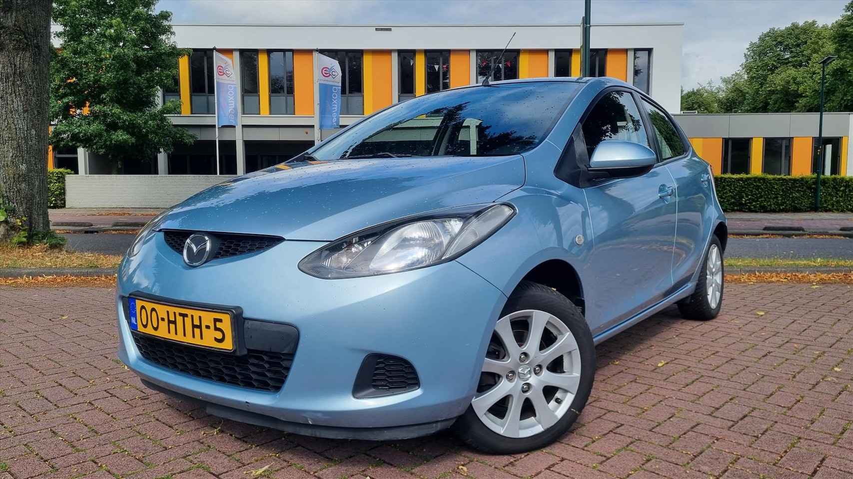 Mazda 2 - 1.3i 5drs Touring Airco/ dealer onderhouden - AutoWereld.nl