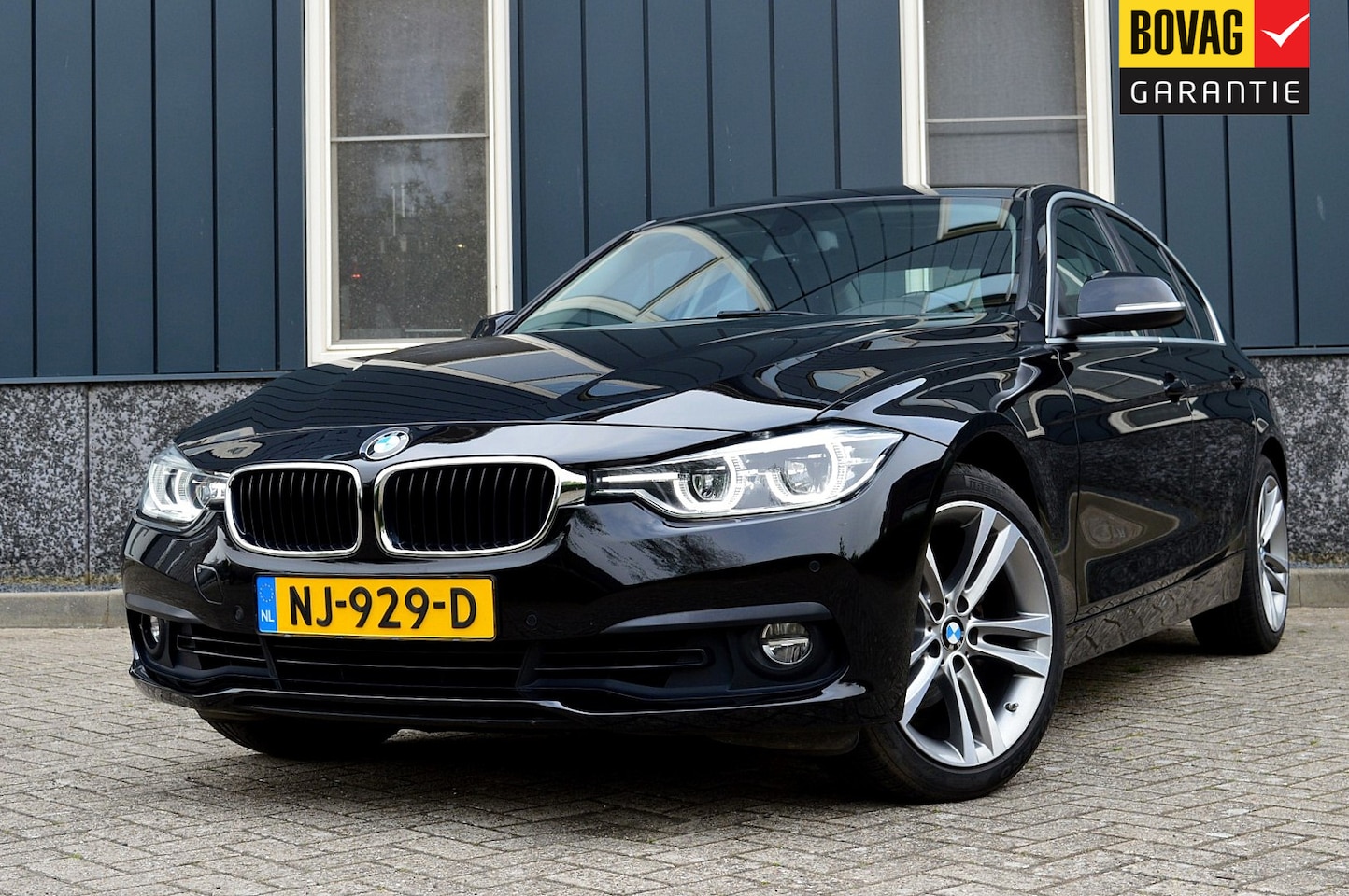 BMW 3-serie - 320i Centennial Executive Rijklaarprijs-Garantie Navigatie Led Airco Sport Interieur - AutoWereld.nl