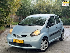 Toyota Aygo - 1.0-12V