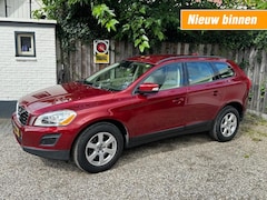 Volvo XC60 - 2.0T KINETIC automaat trekhaak youngtimer