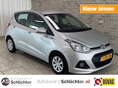Hyundai i10 - 1.0 i-Motion Comfort Trekhaak/ECC/All-Season banden/Radio-CD