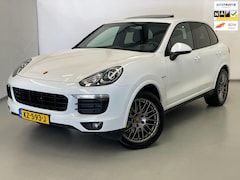 Porsche Cayenne - 3.0 S E-Hybrid Platinum Edition / Schuifdak / NL-auto