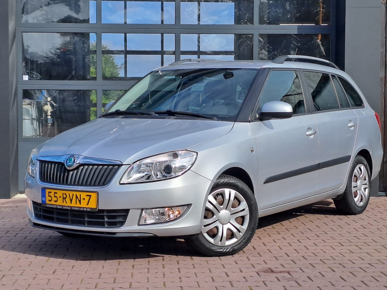 Skoda Fabia Combi - 1.2 TSI Ambition | Airco | Cruise | PDC | - AutoWereld.nl