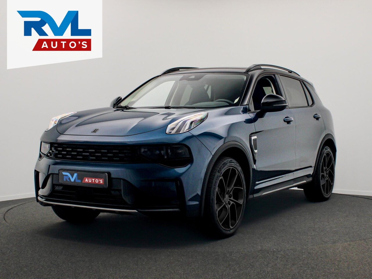 Lynk & Co 01 - 1.5 261PK Plug-in Hybrid BLACK PAKKET 360° Camera Pano/dak Apple/Carplay Adaptive/Cruise - AutoWereld.nl